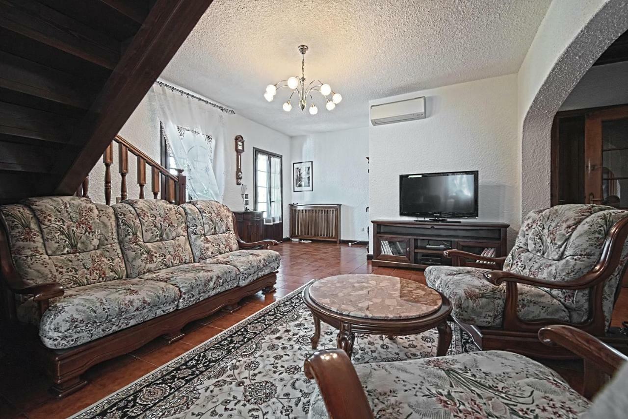 Вілла Vecchia Favola House Куарто-д'Альтіно Екстер'єр фото