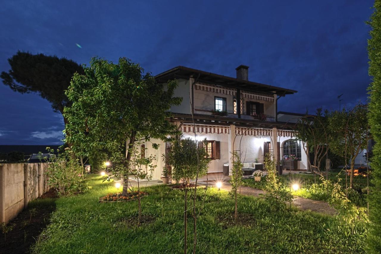 Вілла Vecchia Favola House Куарто-д'Альтіно Екстер'єр фото